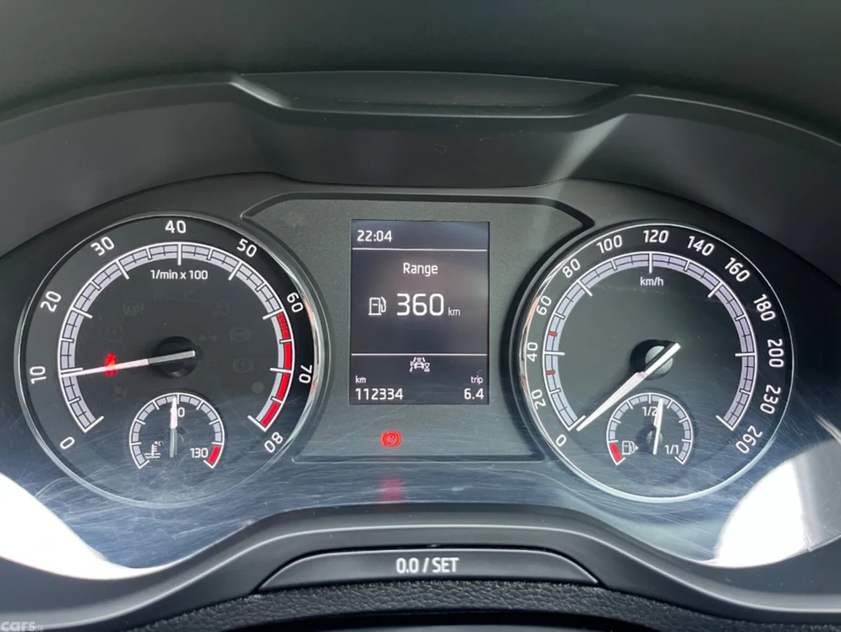 Skoda Karoq SUV, Petrol, 2021, Grey