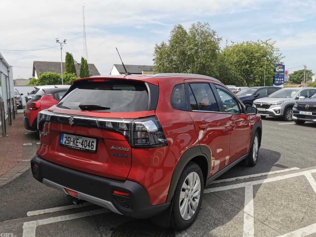 Suzuki SX4 S-Cross Hatchback, Petrol, 2025, Red