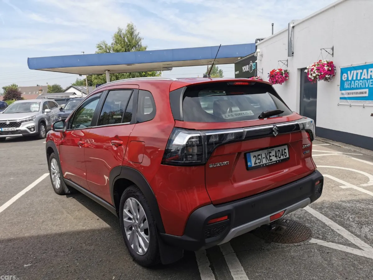 Suzuki SX4 S-Cross Hatchback, Petrol, 2025, Red