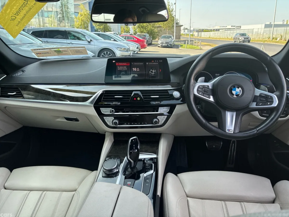 BMW 5-Series Saloon, Petrol Plug-in Hybrid, 2020, Black