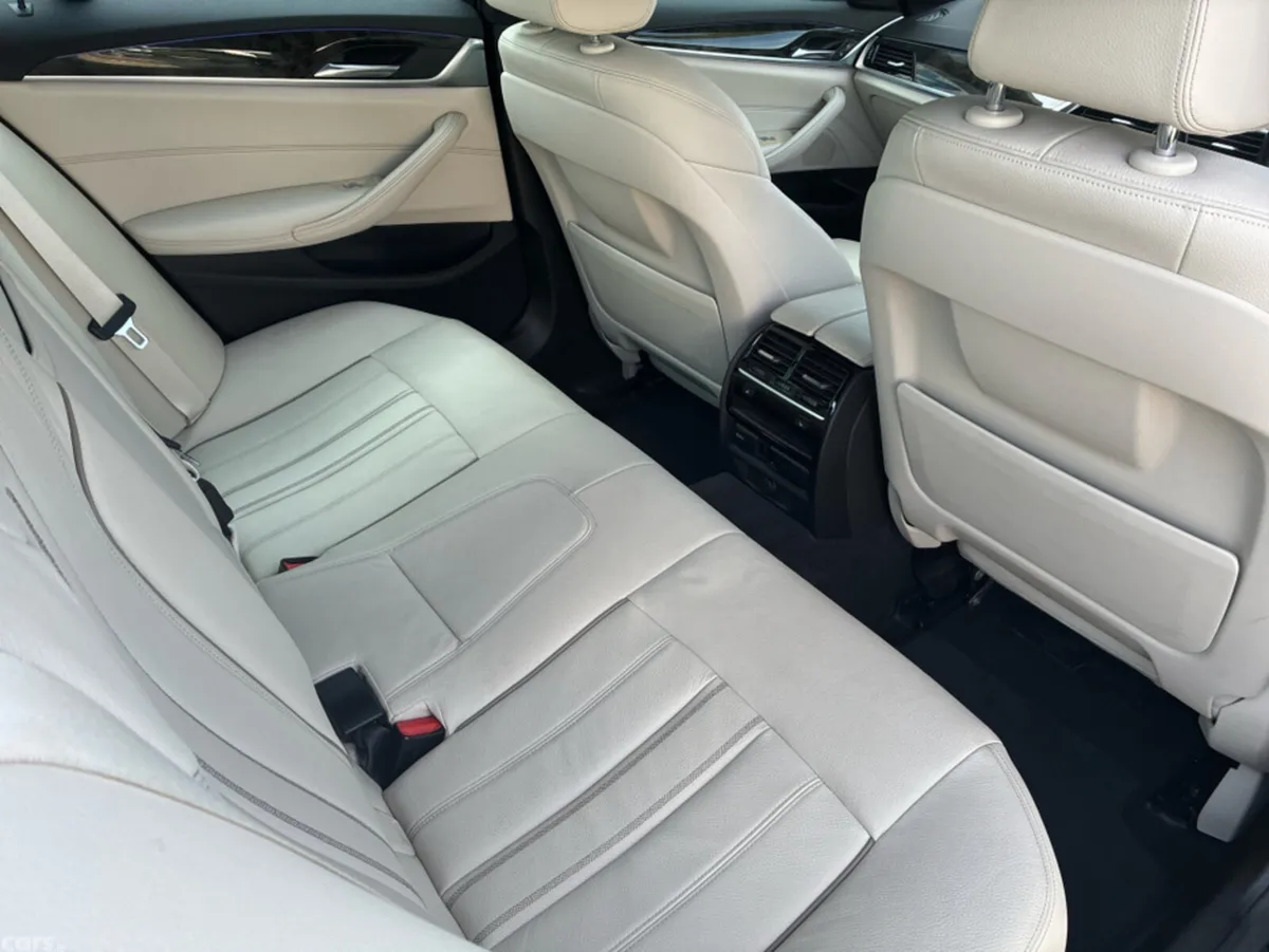 BMW 5-Series Saloon, Petrol Plug-in Hybrid, 2020, Black