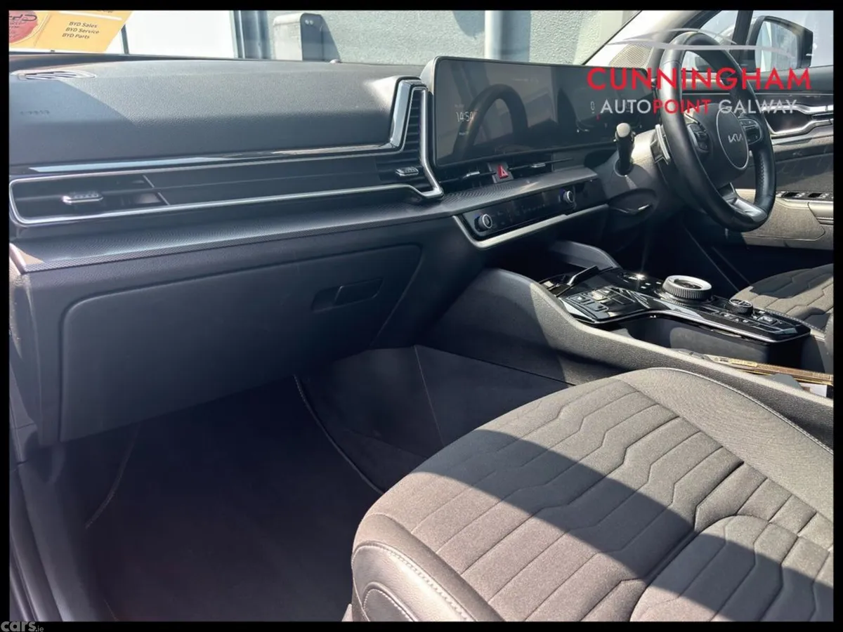 Kia Sportage SUV, Petrol Plug-in Hybrid, 2023, Grey