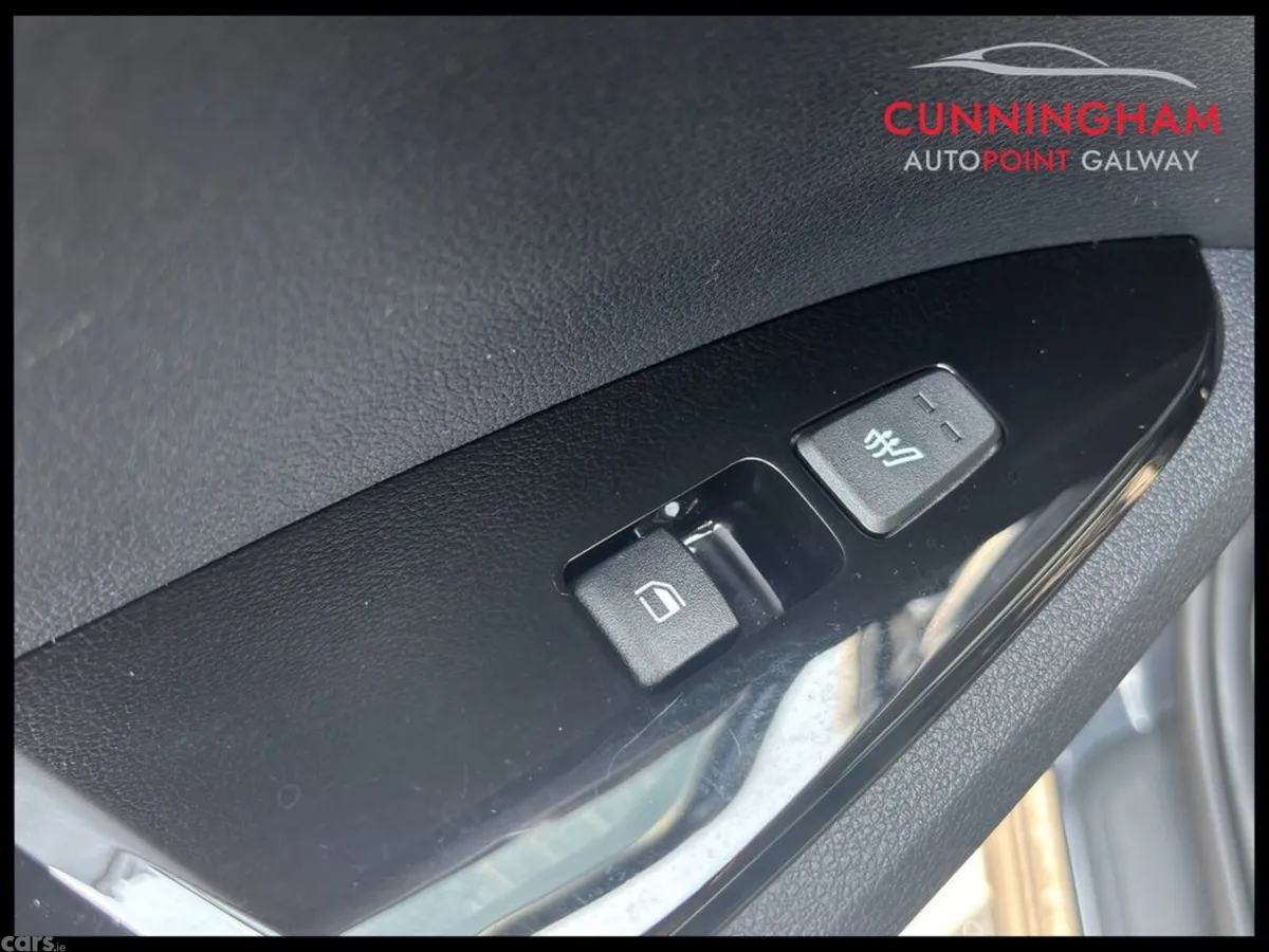Kia Sportage SUV, Petrol Plug-in Hybrid, 2023, Grey