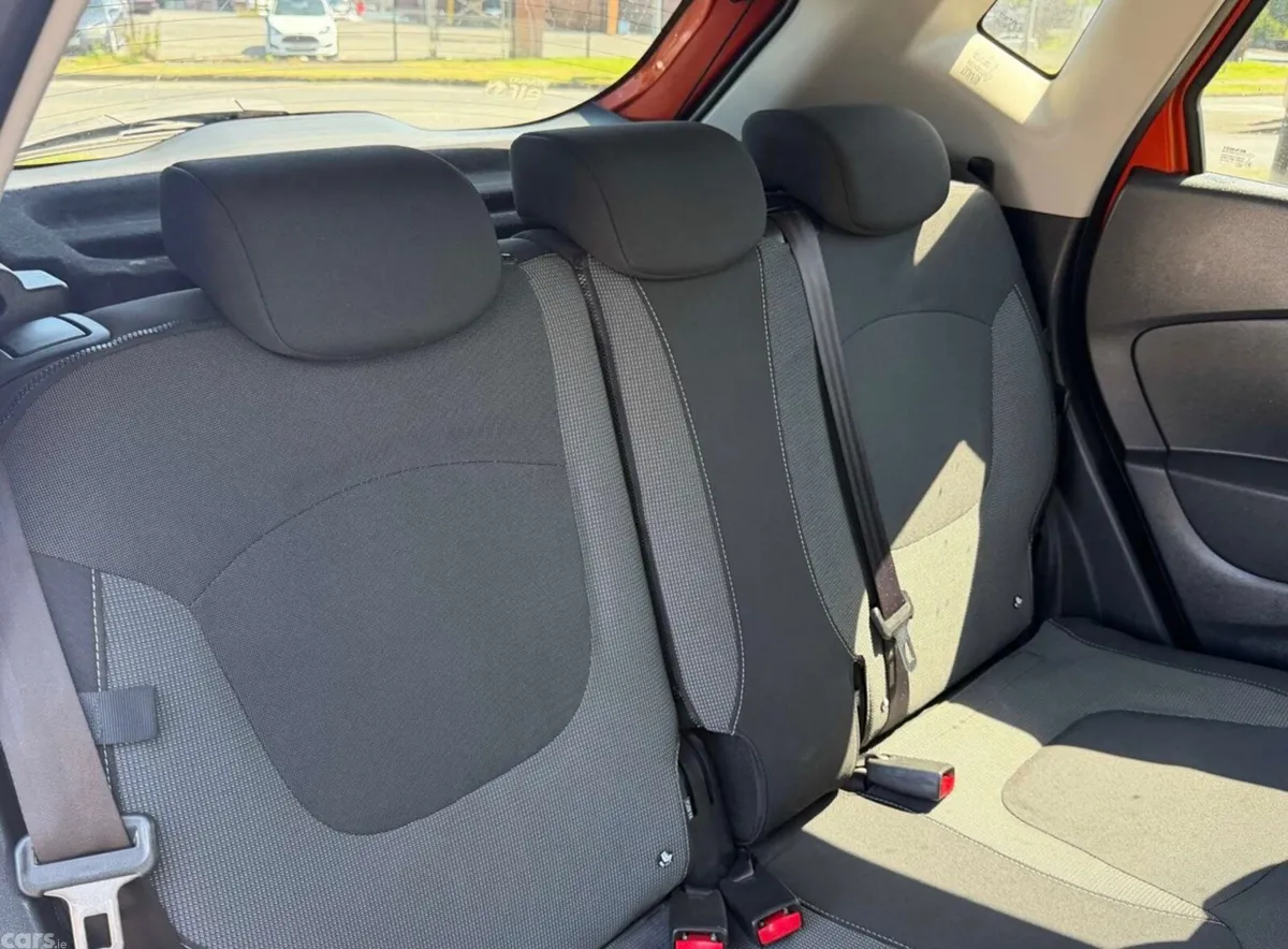 Renault Captur SUV, Diesel, 2017, Orange