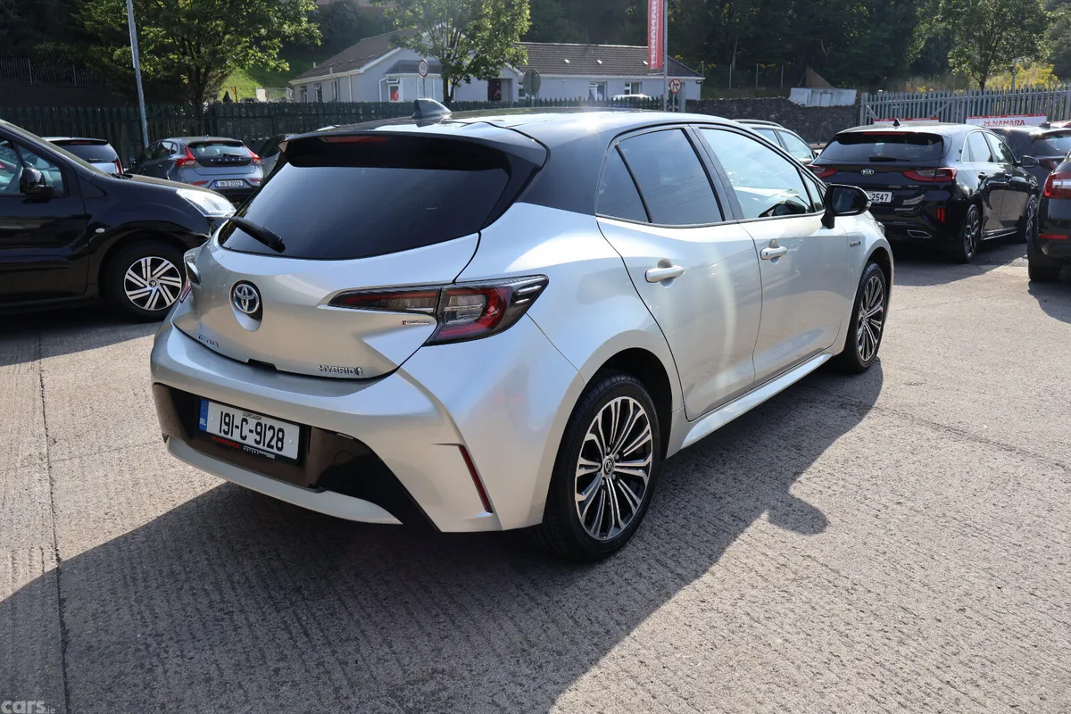 Toyota Corolla Hatchback, Petrol Hybrid, 2019, Grey