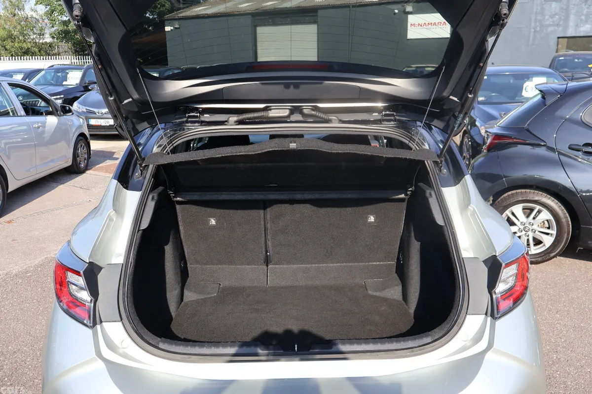 Toyota Corolla Hatchback, Petrol Hybrid, 2019, Grey