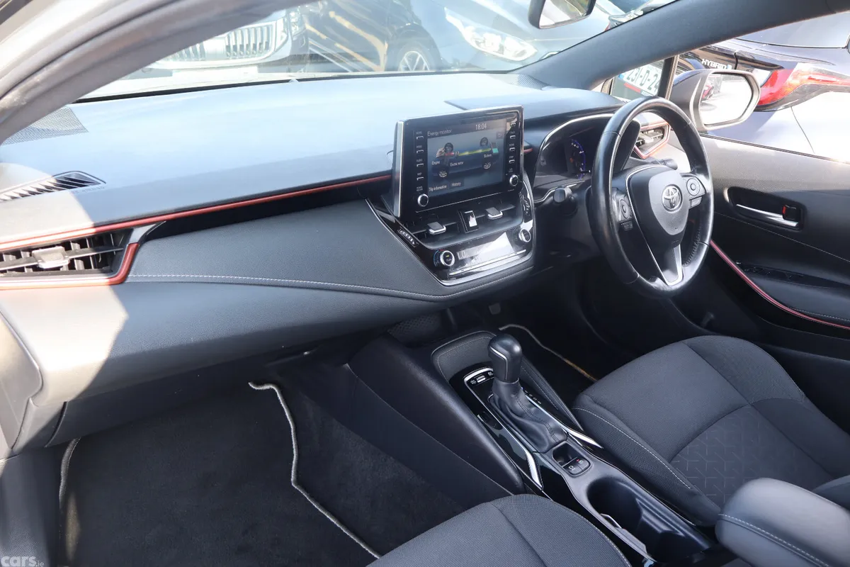 Toyota Corolla Hatchback, Petrol Hybrid, 2019, Grey