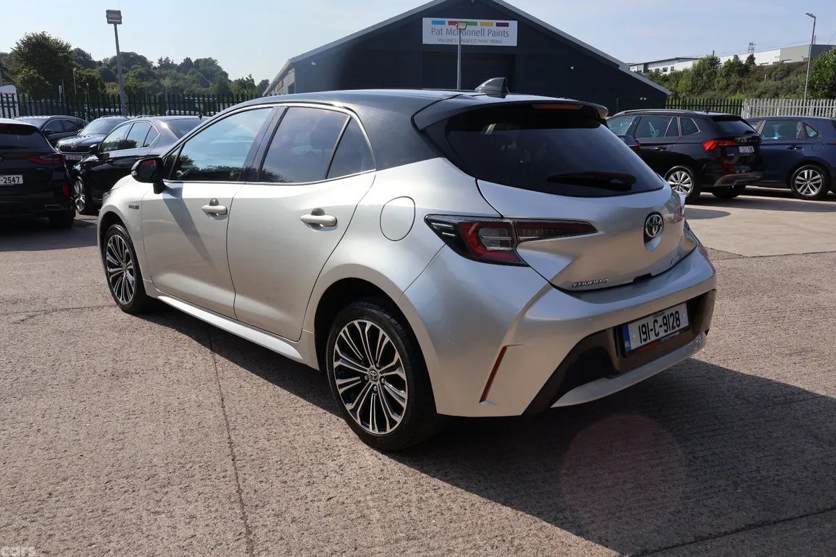 Toyota Corolla Hatchback, Petrol Hybrid, 2019, Grey