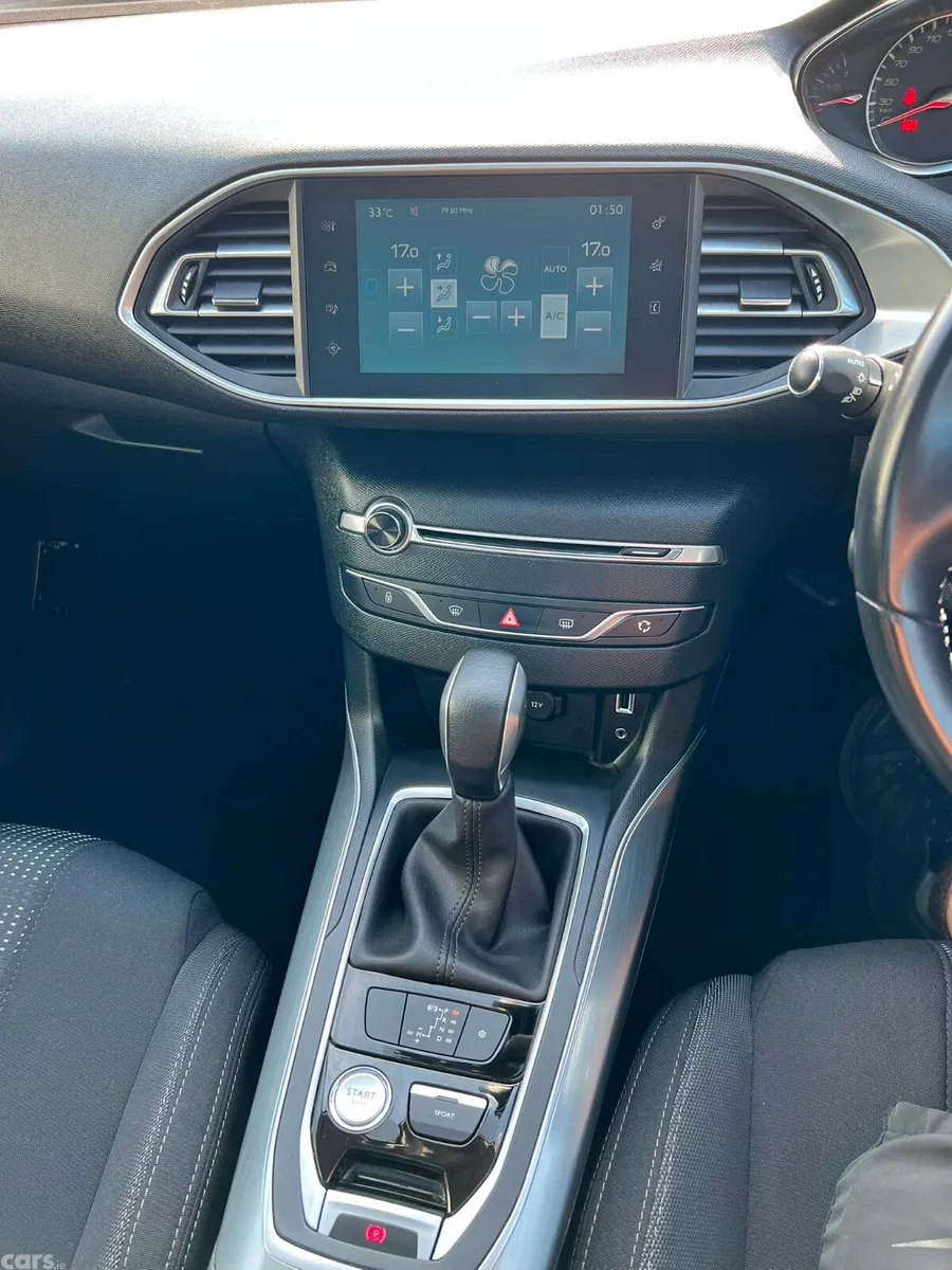 Peugeot 308 Estate, Petrol, 2016, White