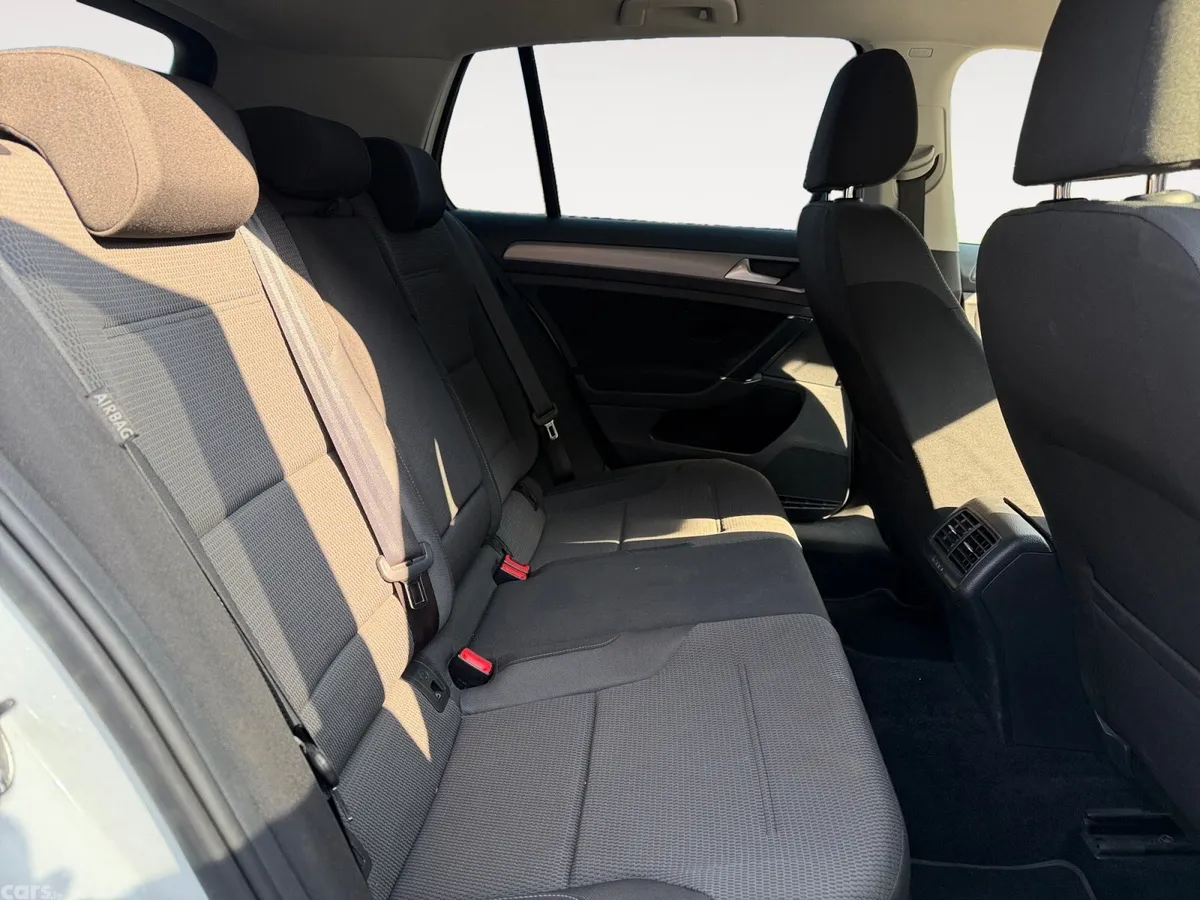 Volkswagen Golf Hatchback, Petrol, 2015, White