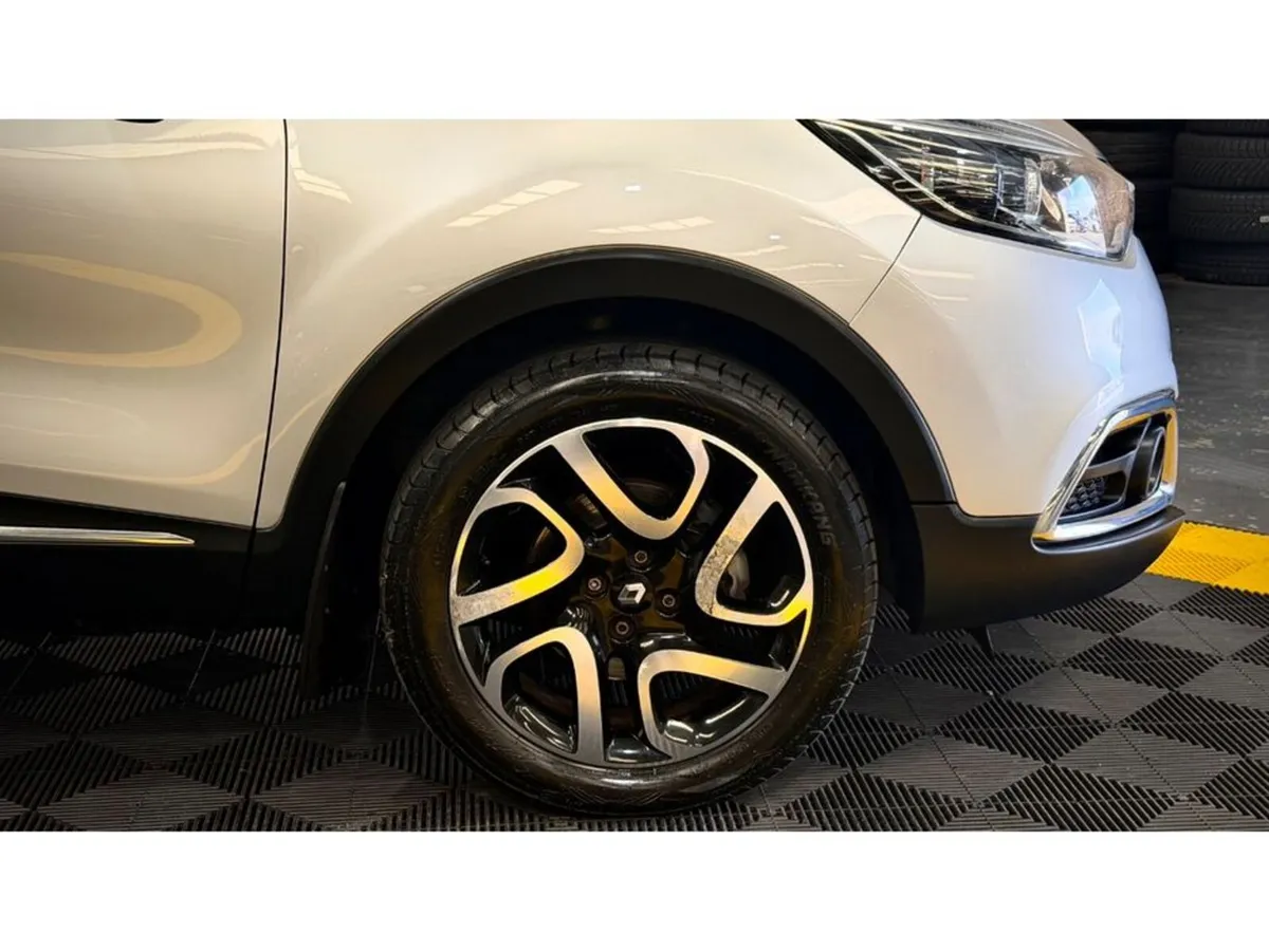 Renault Captur Hatchback, Diesel, 2016, Silver