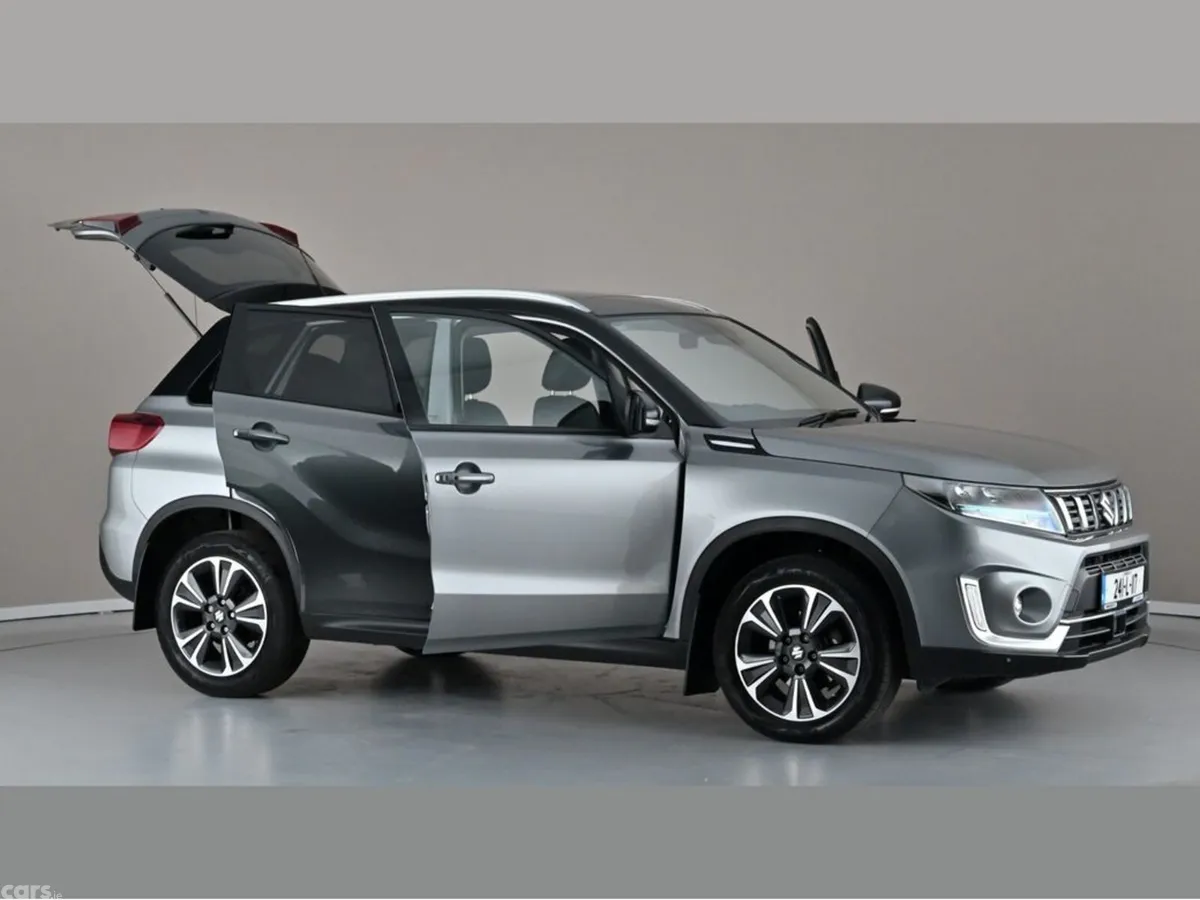Suzuki Vitara SUV, Petrol Hybrid, 2024, Grey