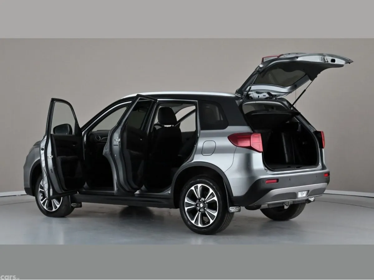 Suzuki Vitara SUV, Petrol Hybrid, 2024, Grey