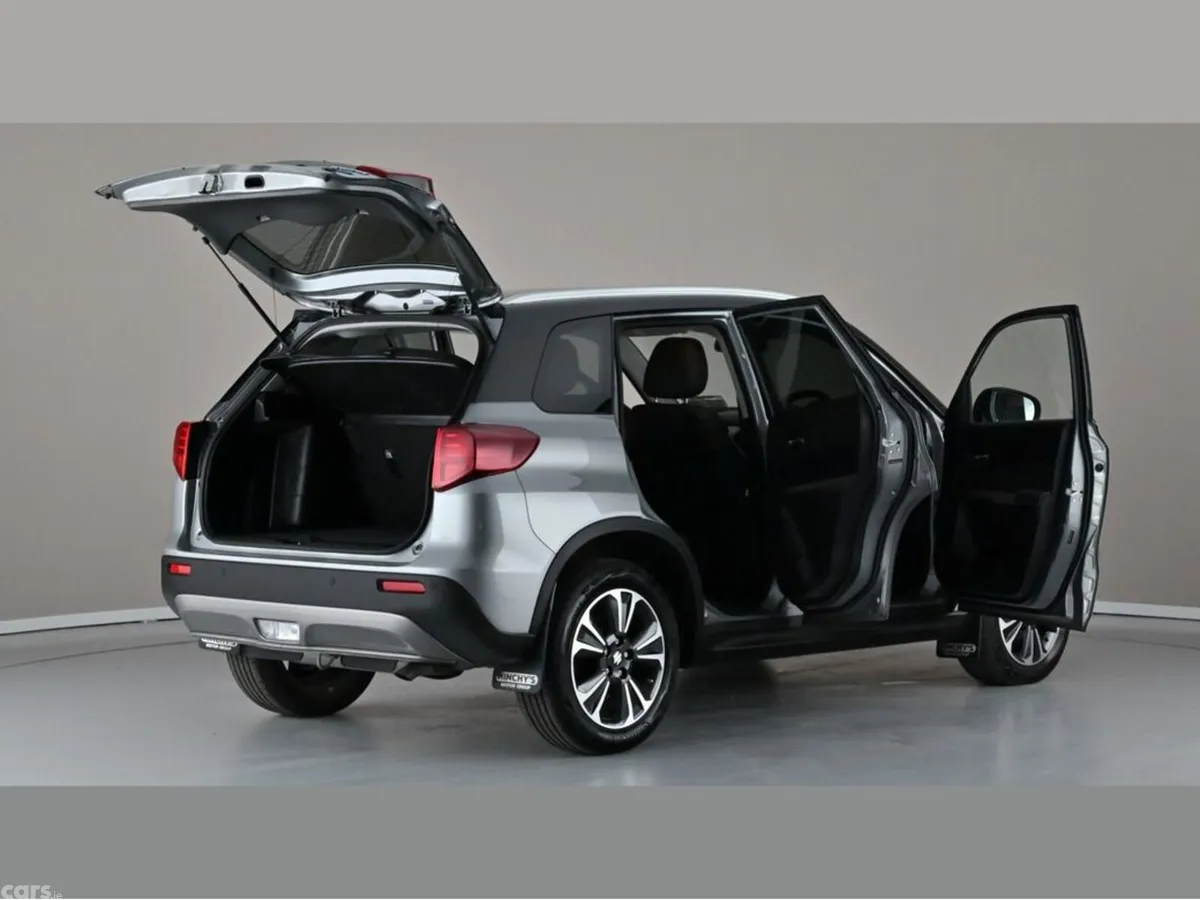 Suzuki Vitara SUV, Petrol Hybrid, 2024, Grey