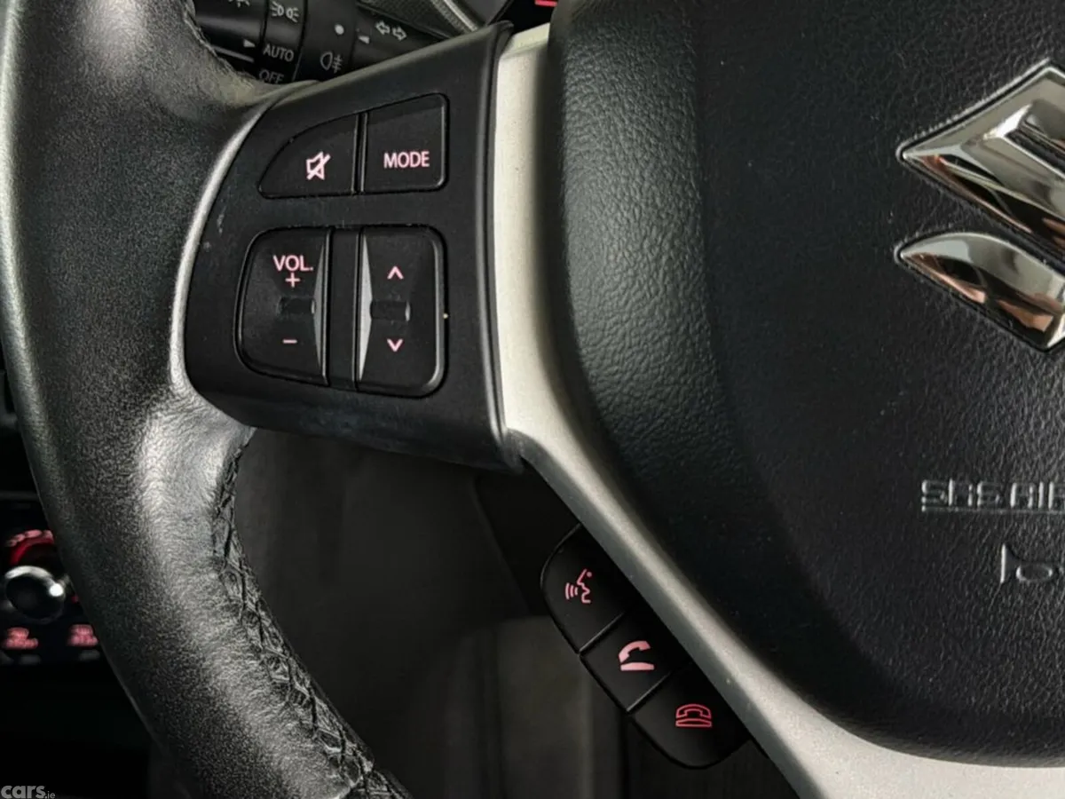 Suzuki Vitara SUV, Petrol Hybrid, 2024, Grey