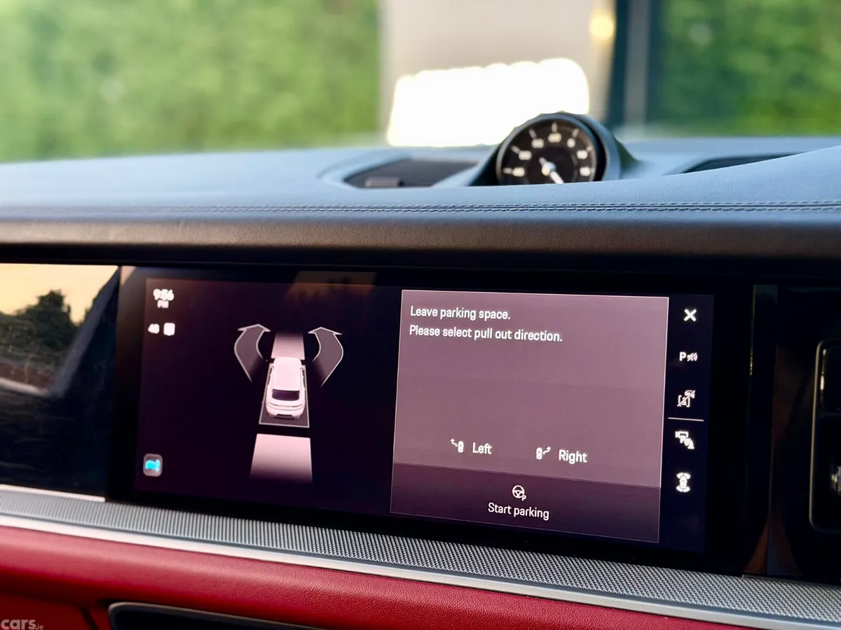 Porsche Cayenne SUV, Petrol Plug-in Hybrid, 2024, Black