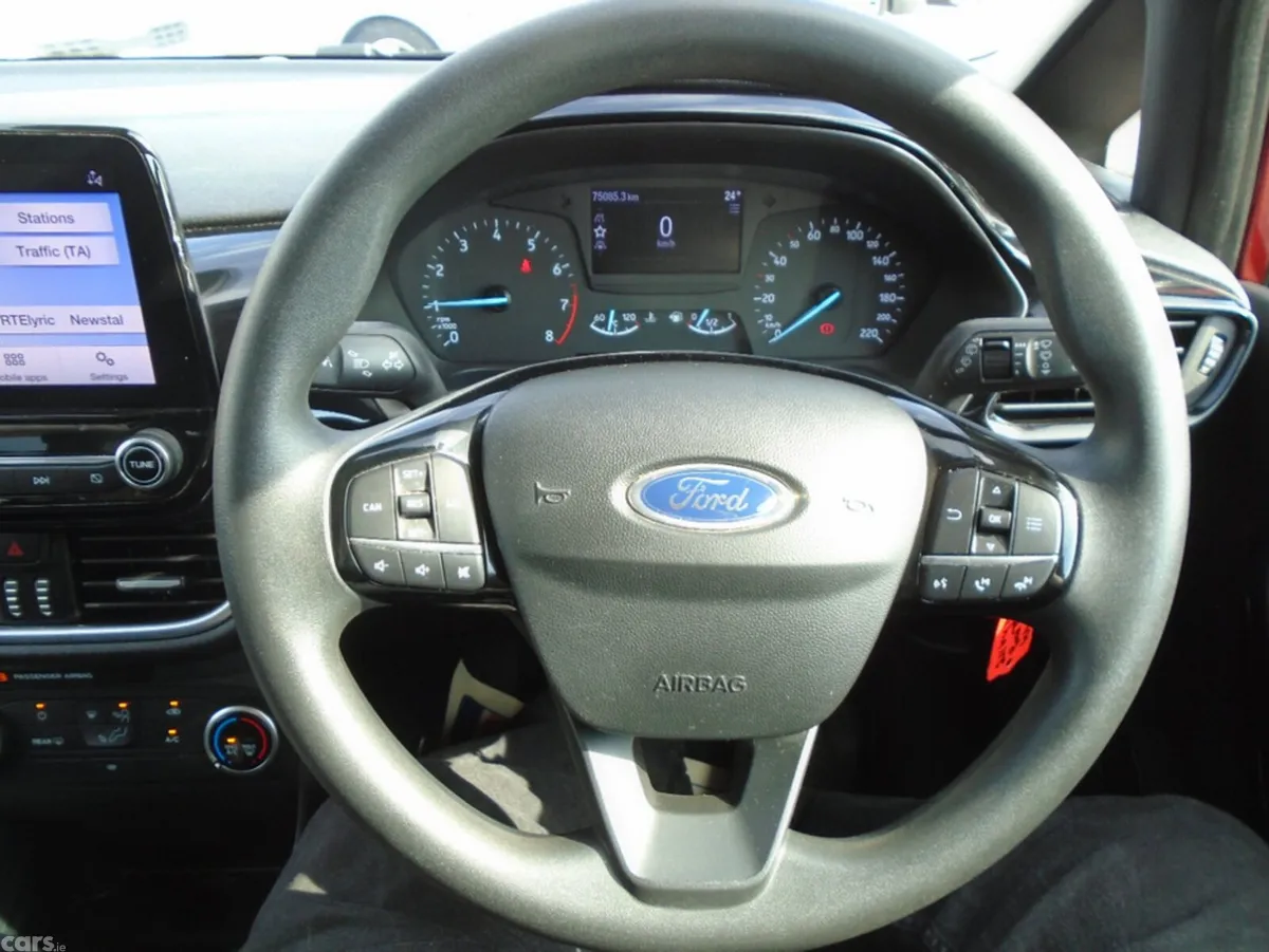 Ford Fiesta Hatchback, Petrol, 2021, Red