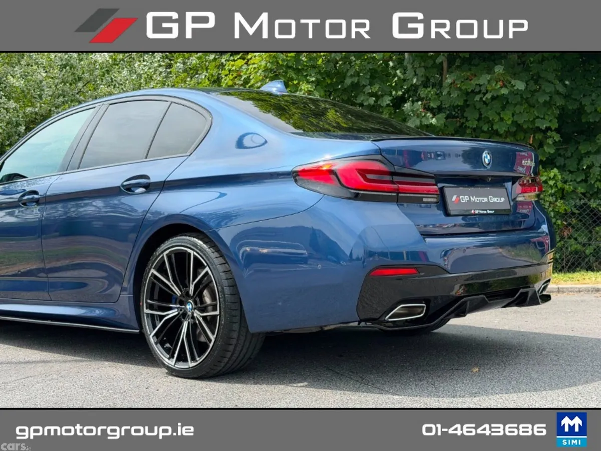 BMW 5-Series Saloon, Petrol Plug-in Hybrid, 2022, Blue