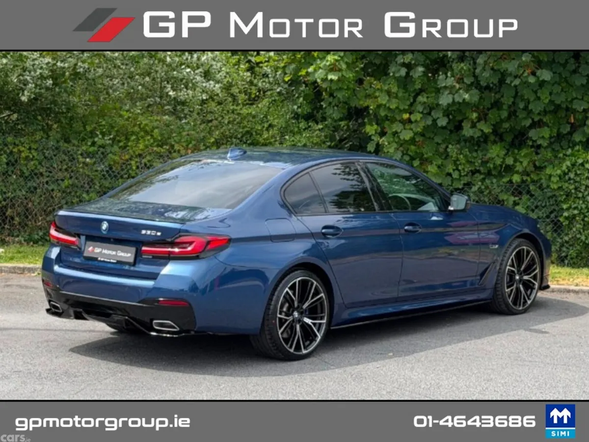 BMW 5-Series Saloon, Petrol Plug-in Hybrid, 2022, Blue