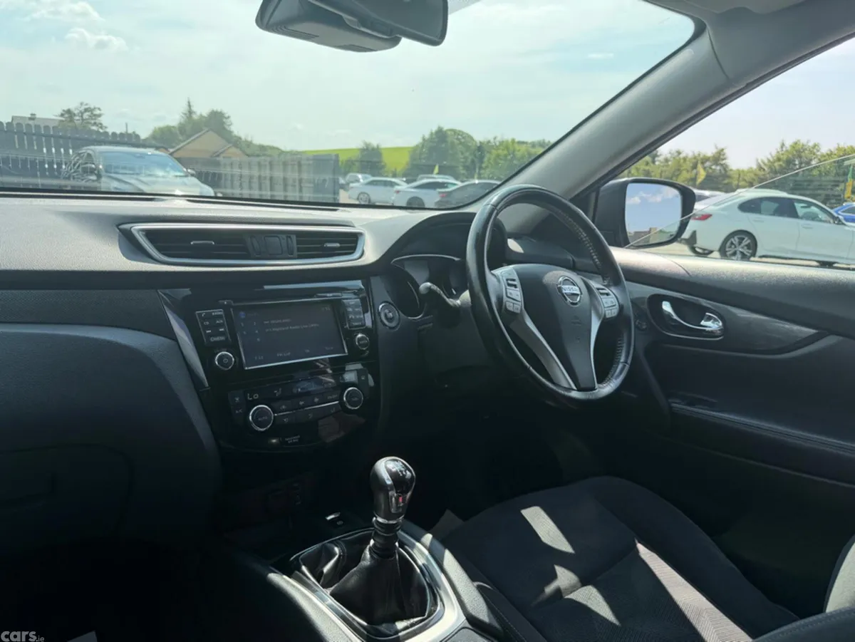 Nissan X-Trail SUV, Diesel, 2017, Green