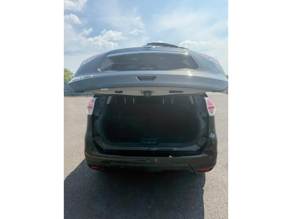 Nissan X-Trail SUV, Diesel, 2017, Green
