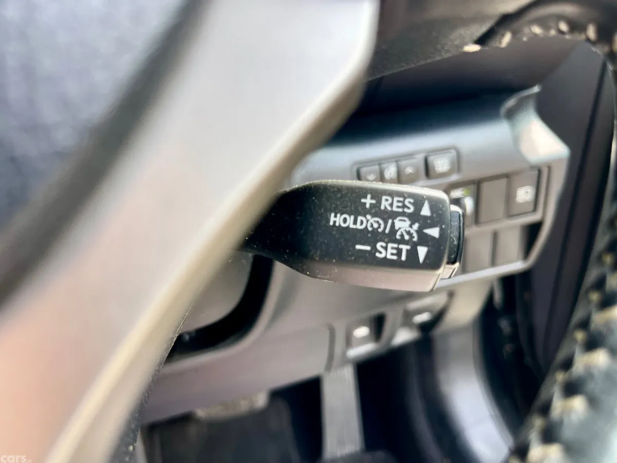 Lexus IS Saloon, Petrol Hybrid, 2017, Black