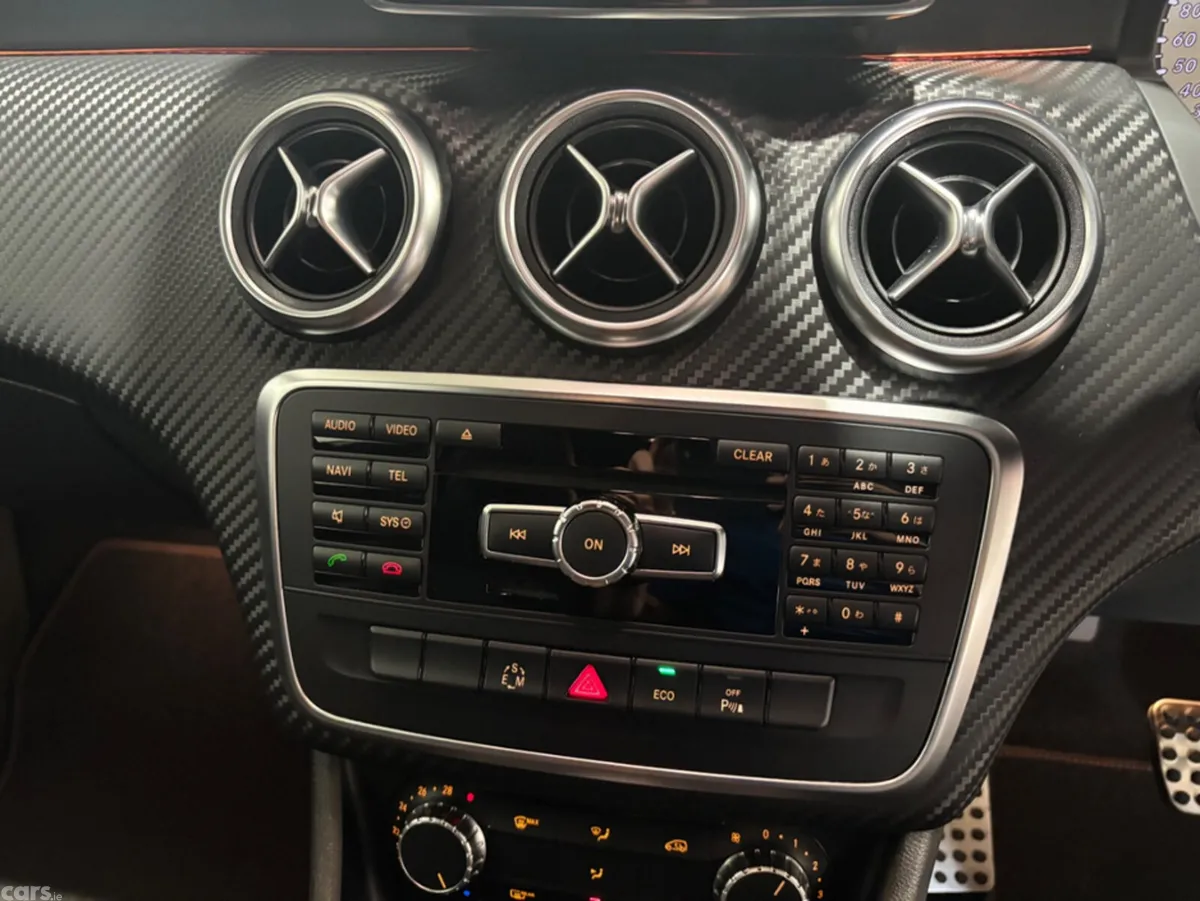 Mercedes-Benz Other Hatchback, Petrol, 2014, White