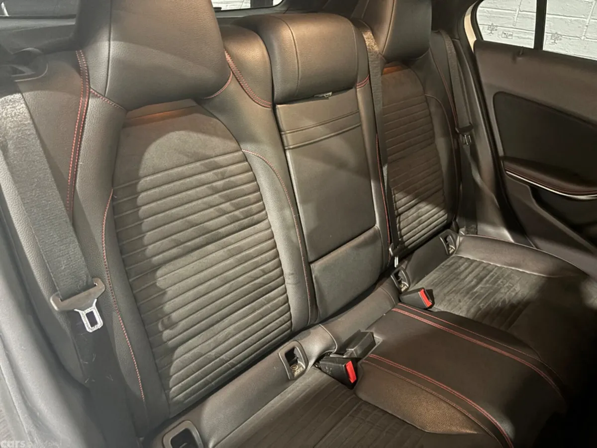 Mercedes-Benz Other Hatchback, Petrol, 2014, White