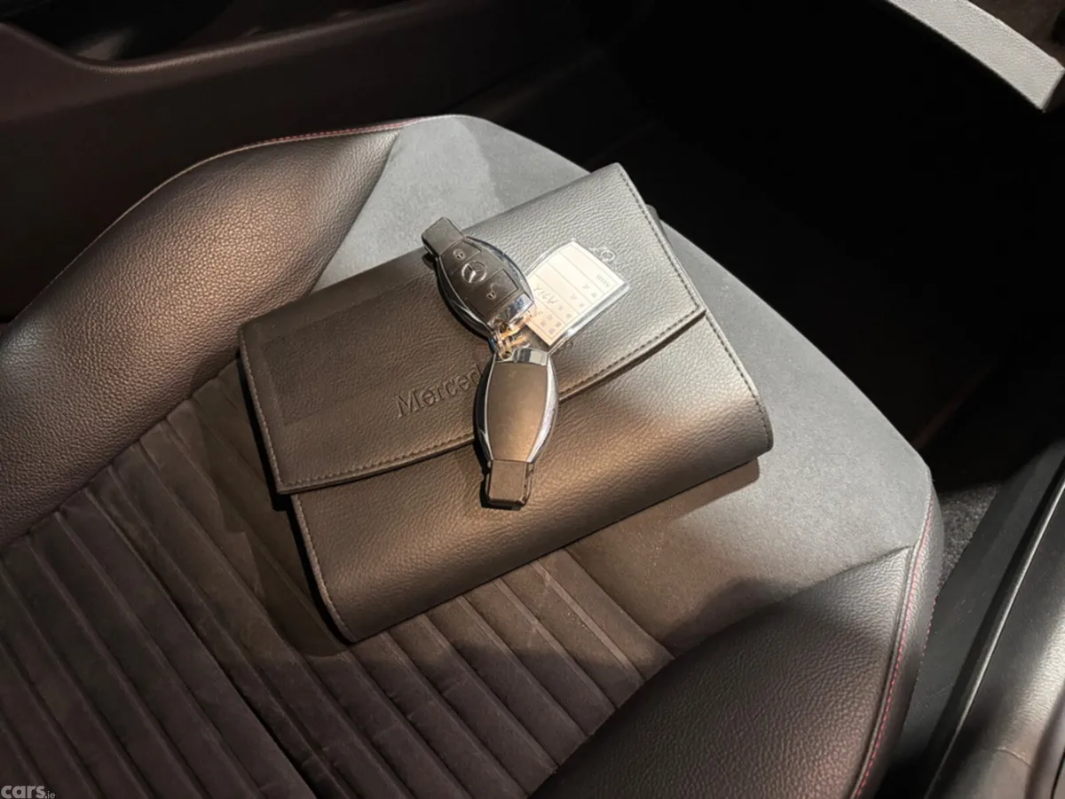 Mercedes-Benz Other Hatchback, Petrol, 2014, White