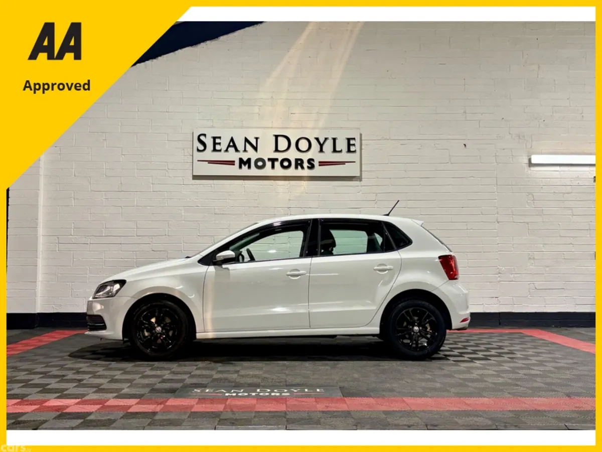 Volkswagen Polo Hatchback, Petrol, 2016, White