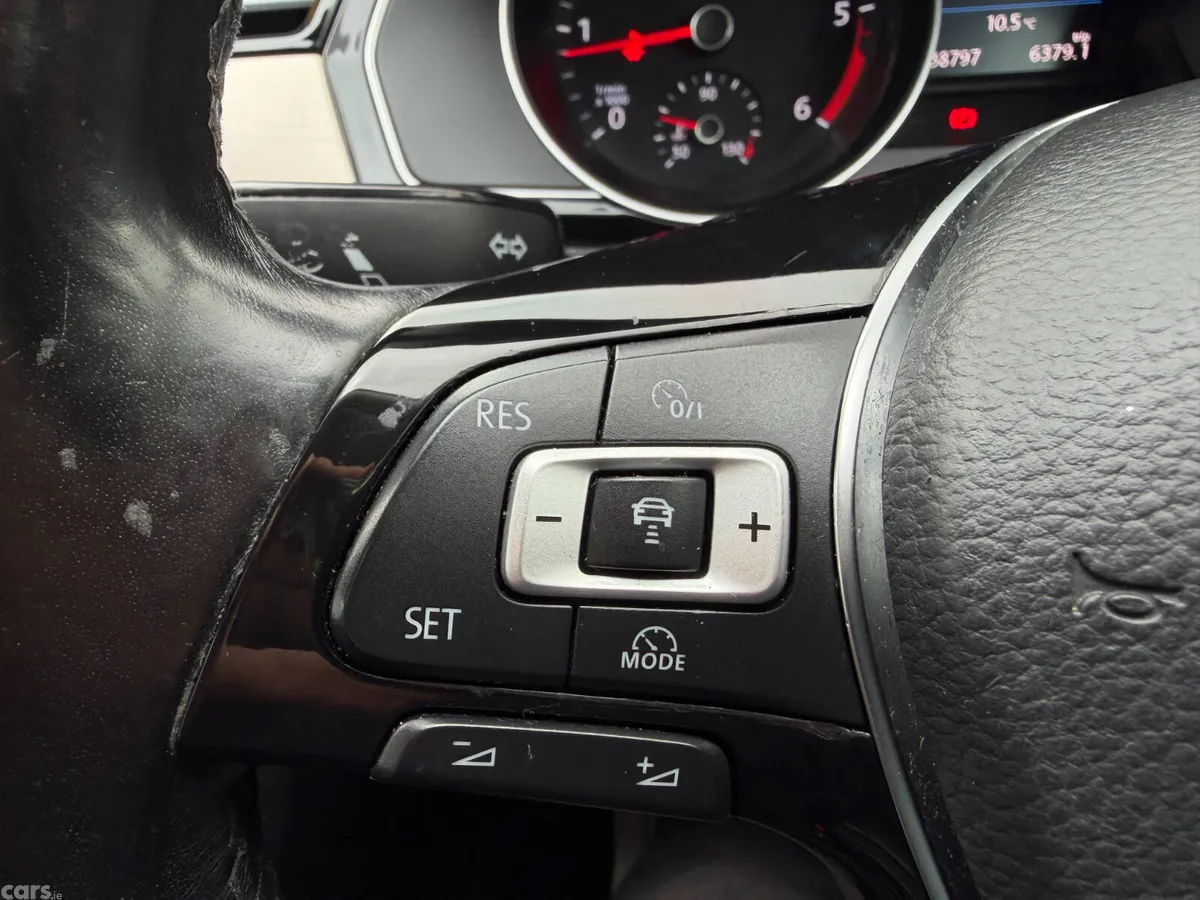 Volkswagen Passat Estate, Diesel, 2017, Blue