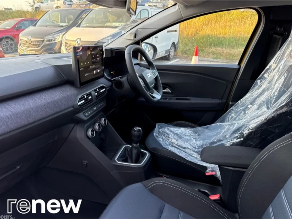 Dacia Sandero Hatchback, Petrol, 2026, Yellow