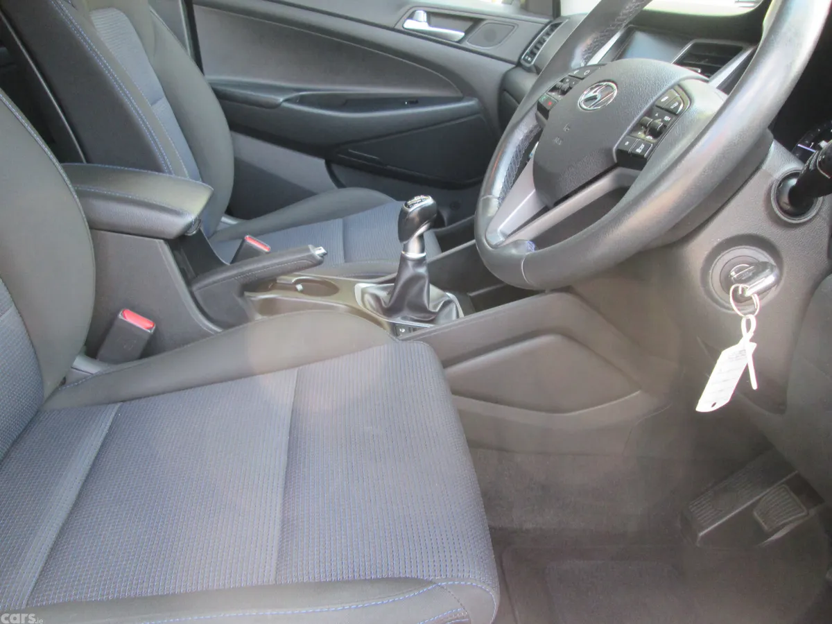 Hyundai Tucson SUV, Diesel, 2016, White