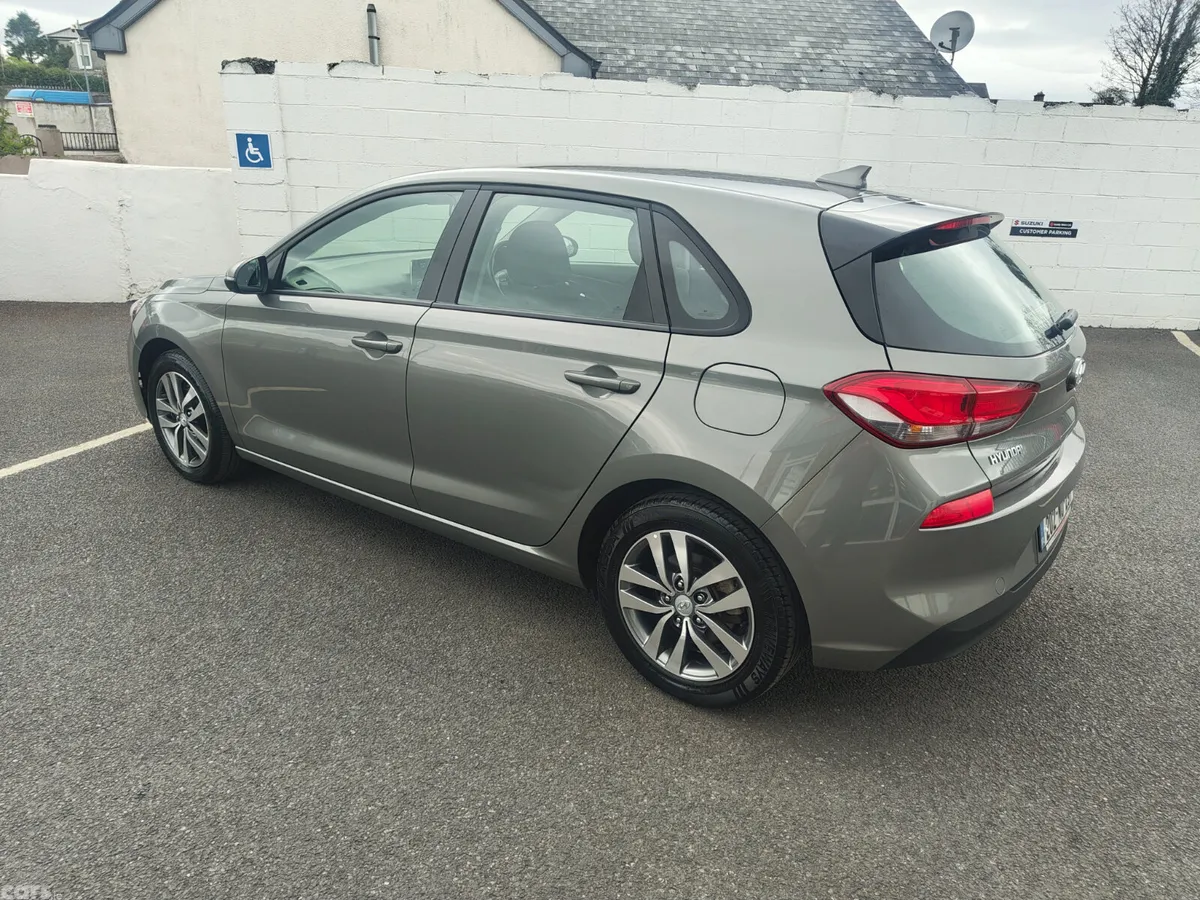 Hyundai i30 Hatchback, Petrol, 2020, Grey