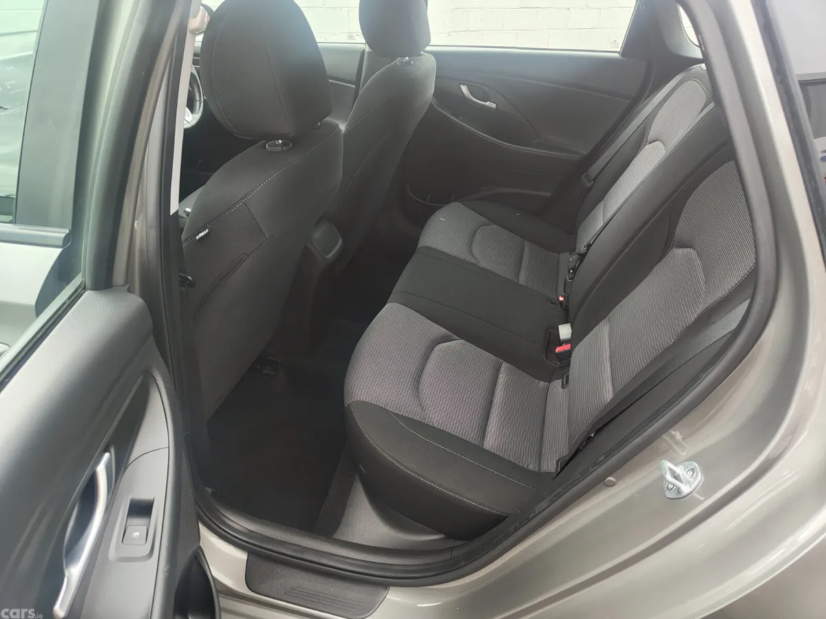Hyundai i30 Hatchback, Petrol, 2020, Grey