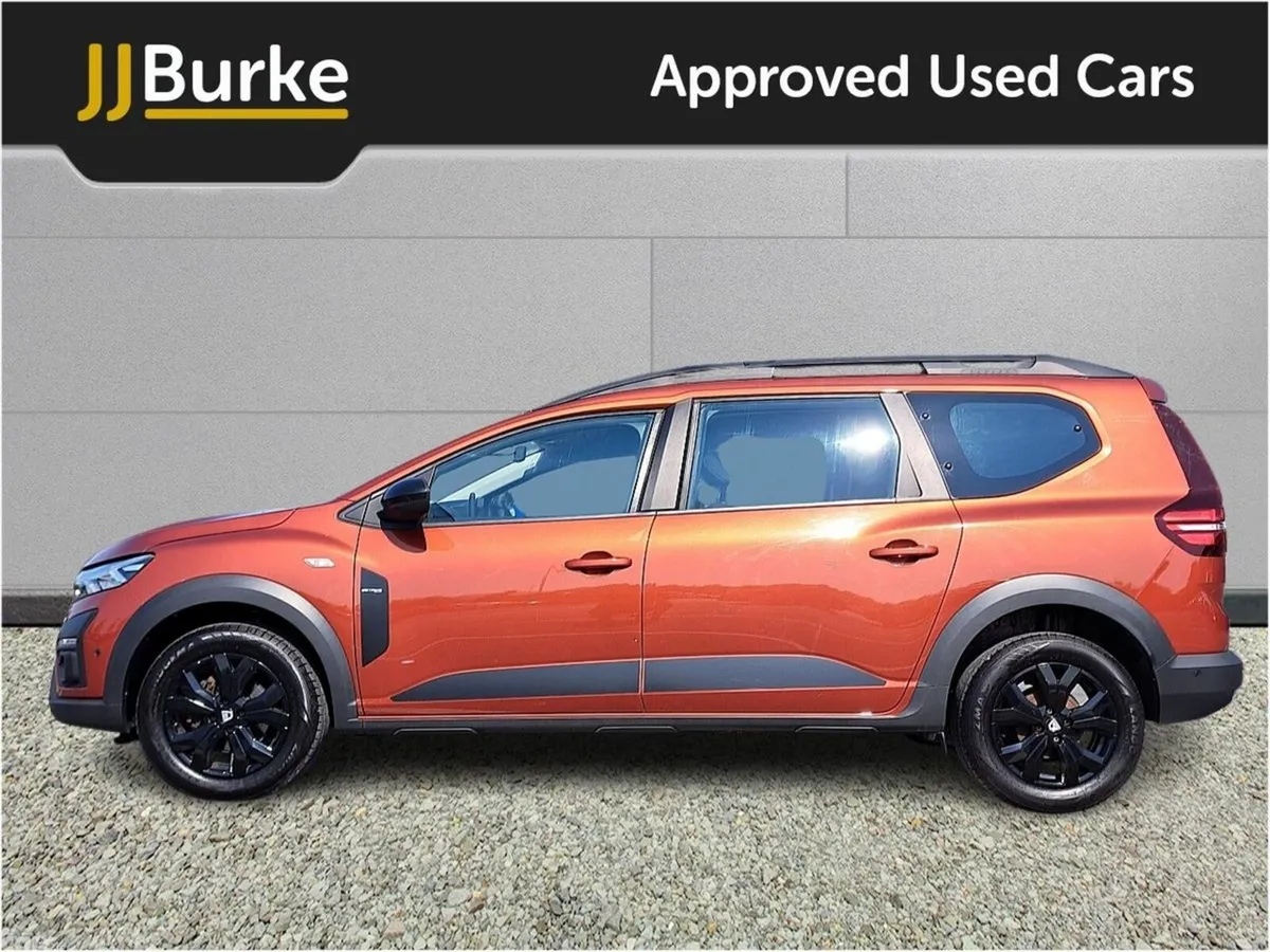 Dacia Jogger Estate, Petrol, 2023, Brown