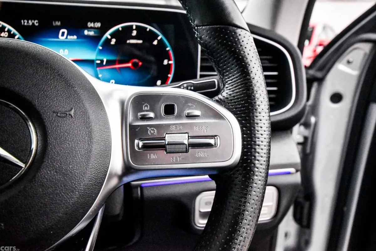 Mercedes-Benz GLE SUV, Diesel, 2019, Silver