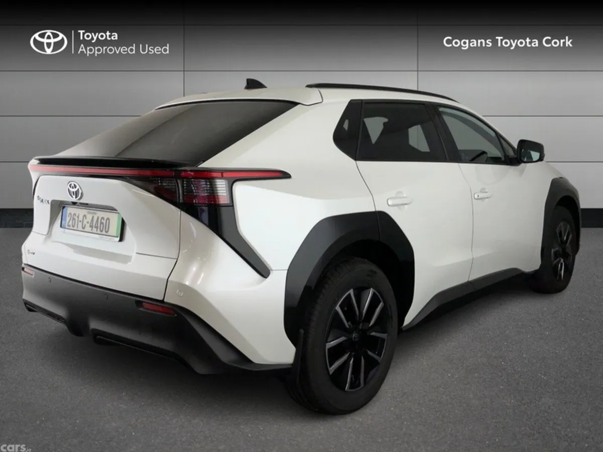 Toyota bZ4X Estate, Electric, 2026, White
