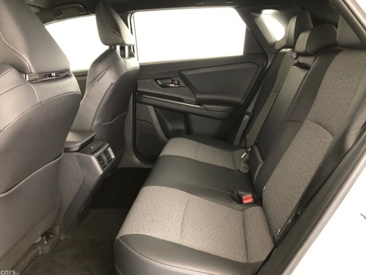 Toyota bZ4X Estate, Electric, 2026, White