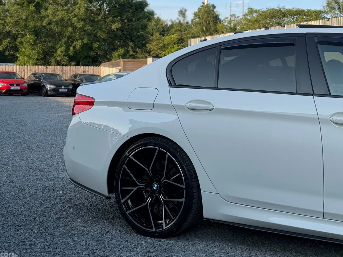 BMW 5-Series Saloon, Diesel, 2019, White