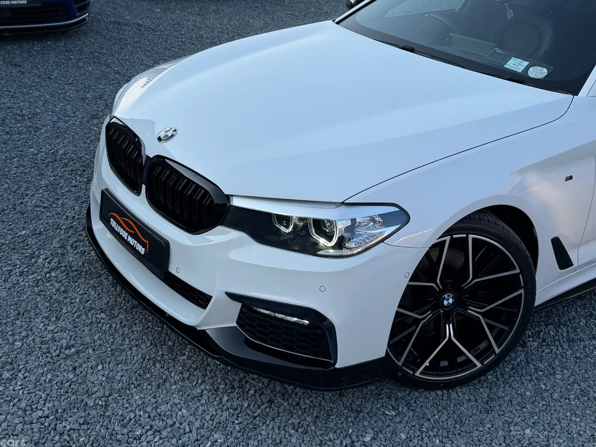 BMW 5-Series Saloon, Diesel, 2019, White