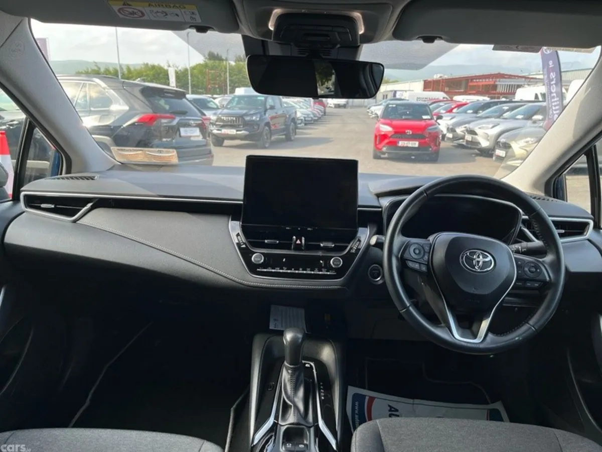 Toyota Corolla Saloon, Petrol Hybrid, 2024, Blue