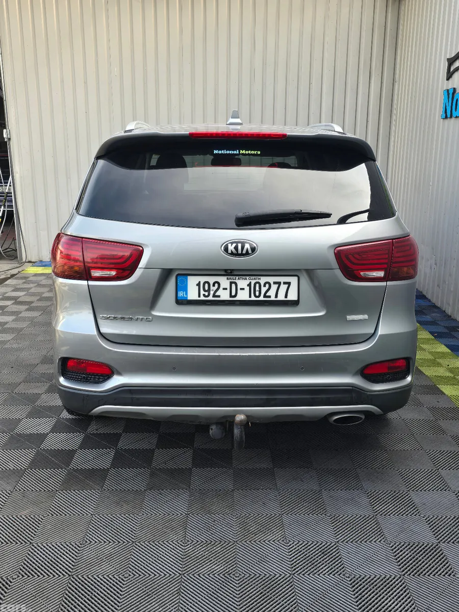 Kia Sorento SUV, Diesel, 2019, Grey
