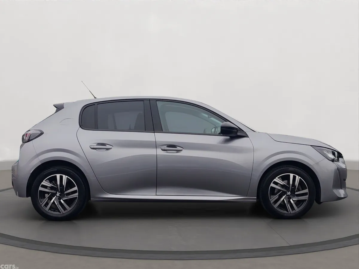 Peugeot 208 Hatchback, Petrol, 2022, Grey