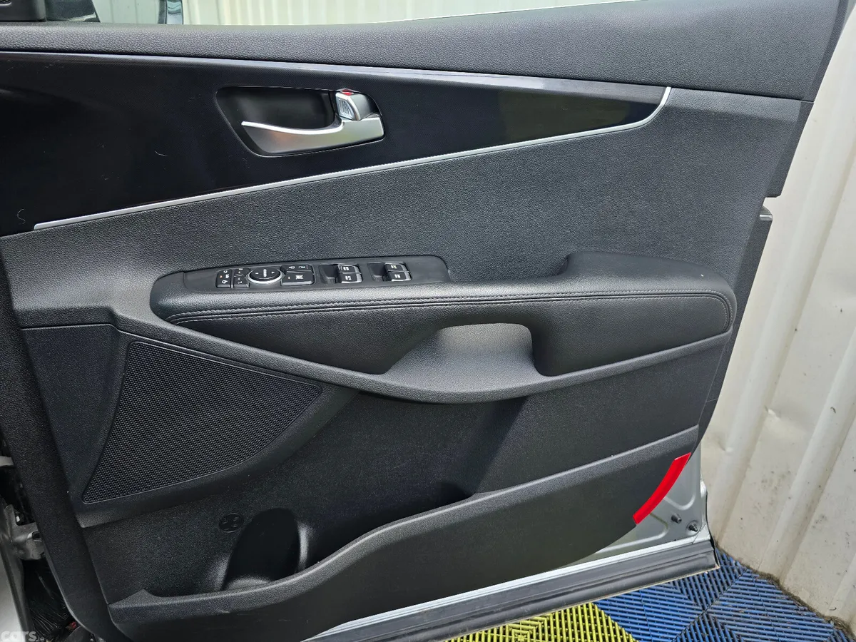 Kia Sorento SUV, Diesel, 2019, Grey