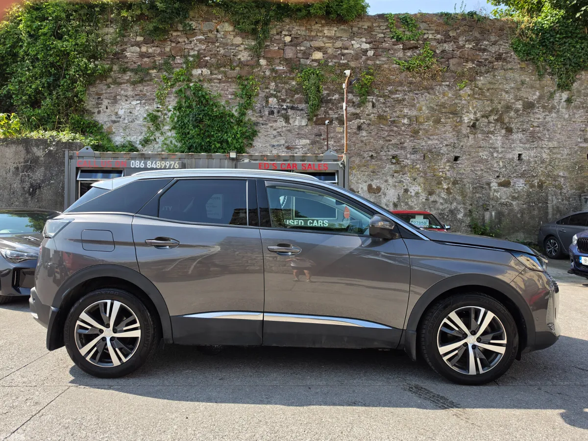 Peugeot 3008 MPV, Diesel, 2022, Grey