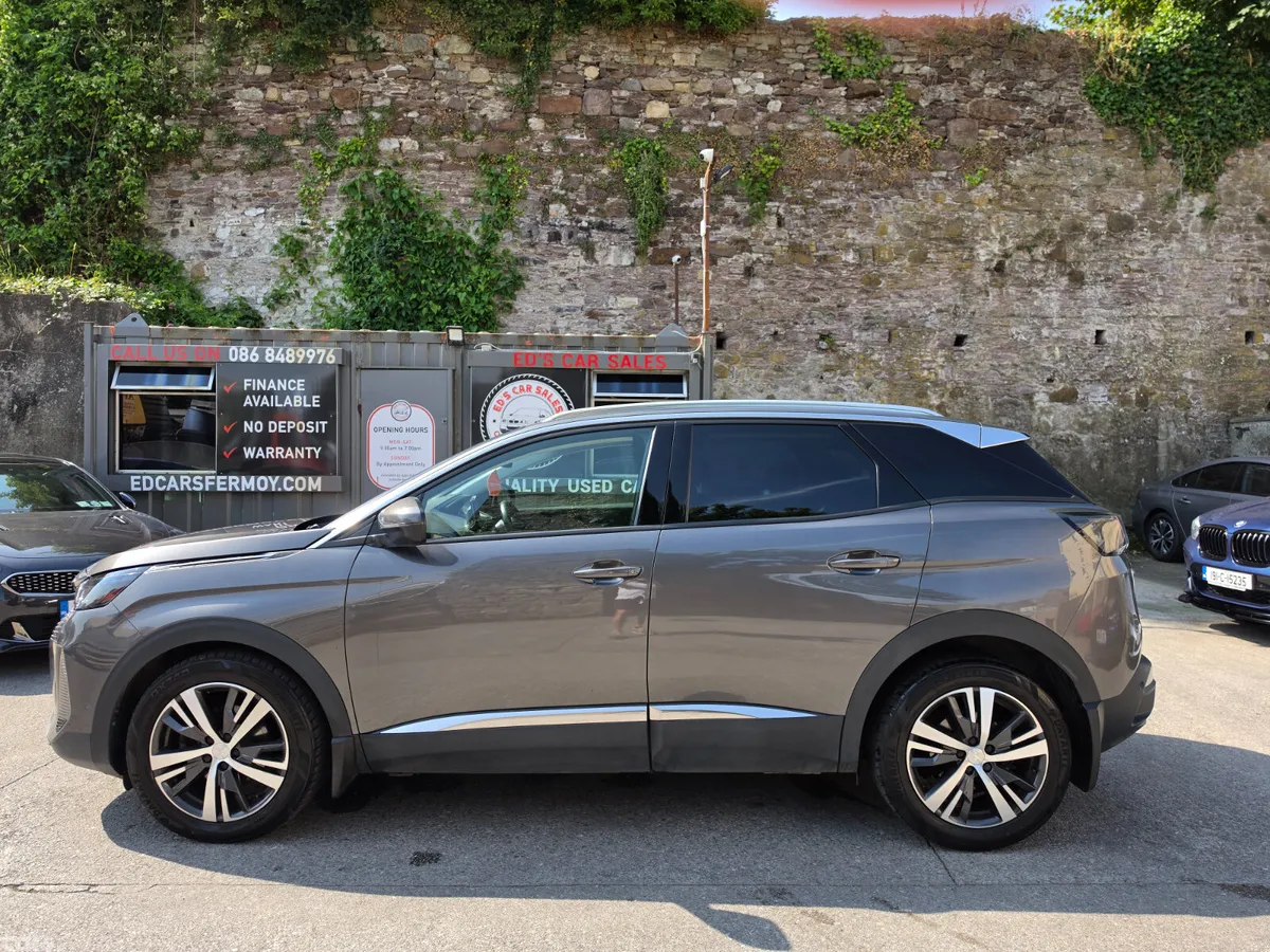 Peugeot 3008 MPV, Diesel, 2022, Grey