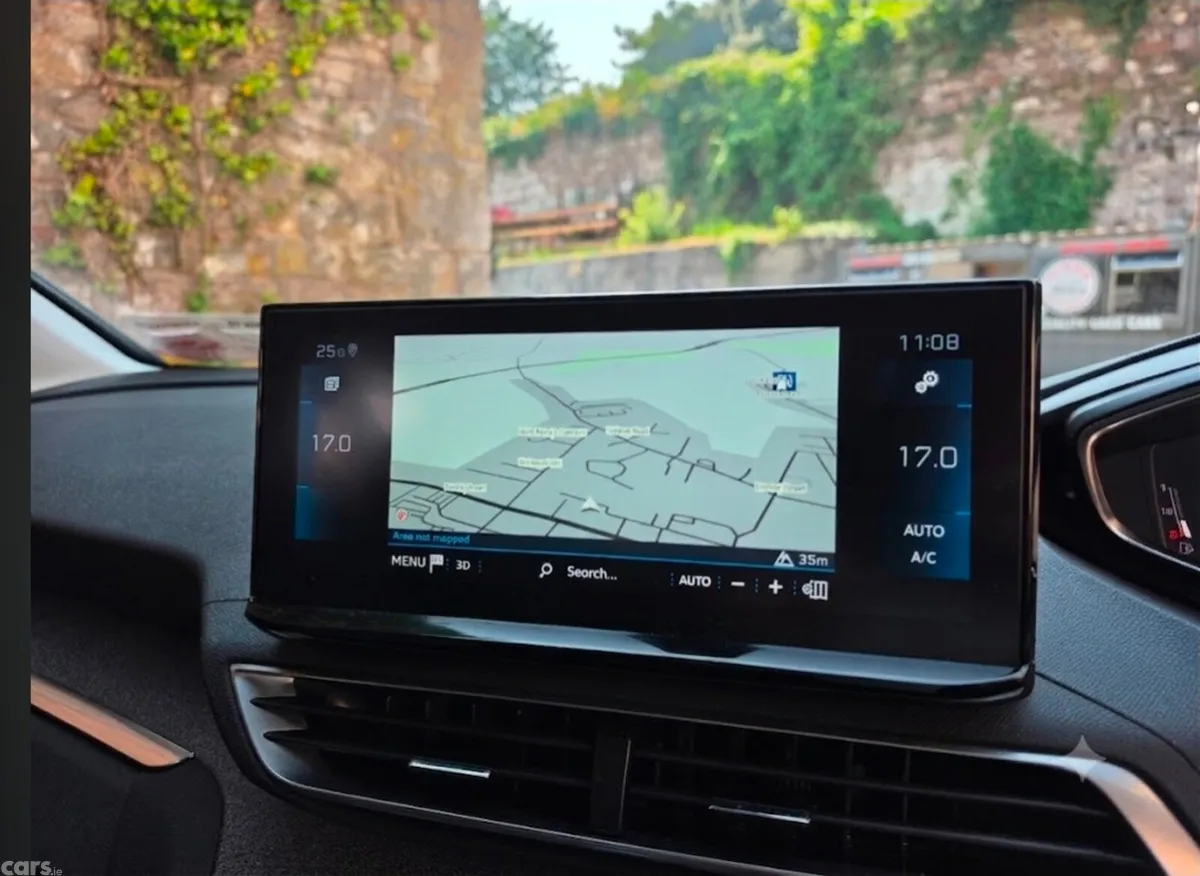 Peugeot 3008 MPV, Diesel, 2022, Grey