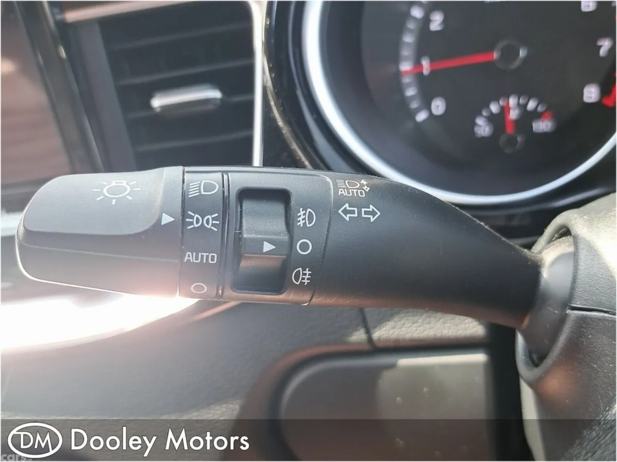 Kia Ceed Hatchback, Petrol, 2024, Black
