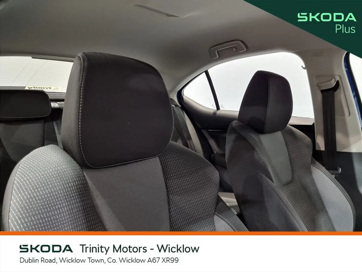Skoda Octavia Saloon, Petrol, 2023, Blue